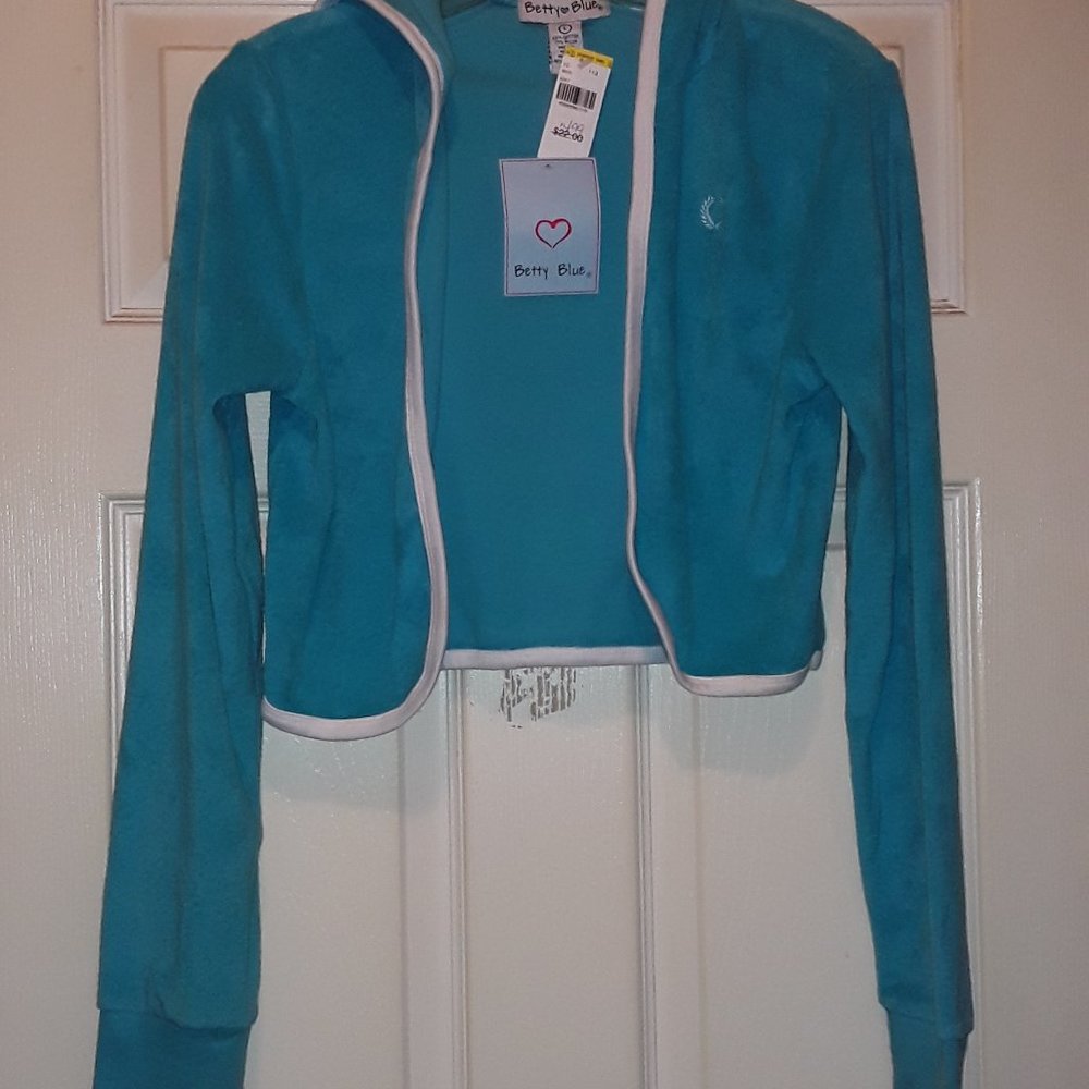 Betty Blue girls 2 pc. sweater/pant size L NWT